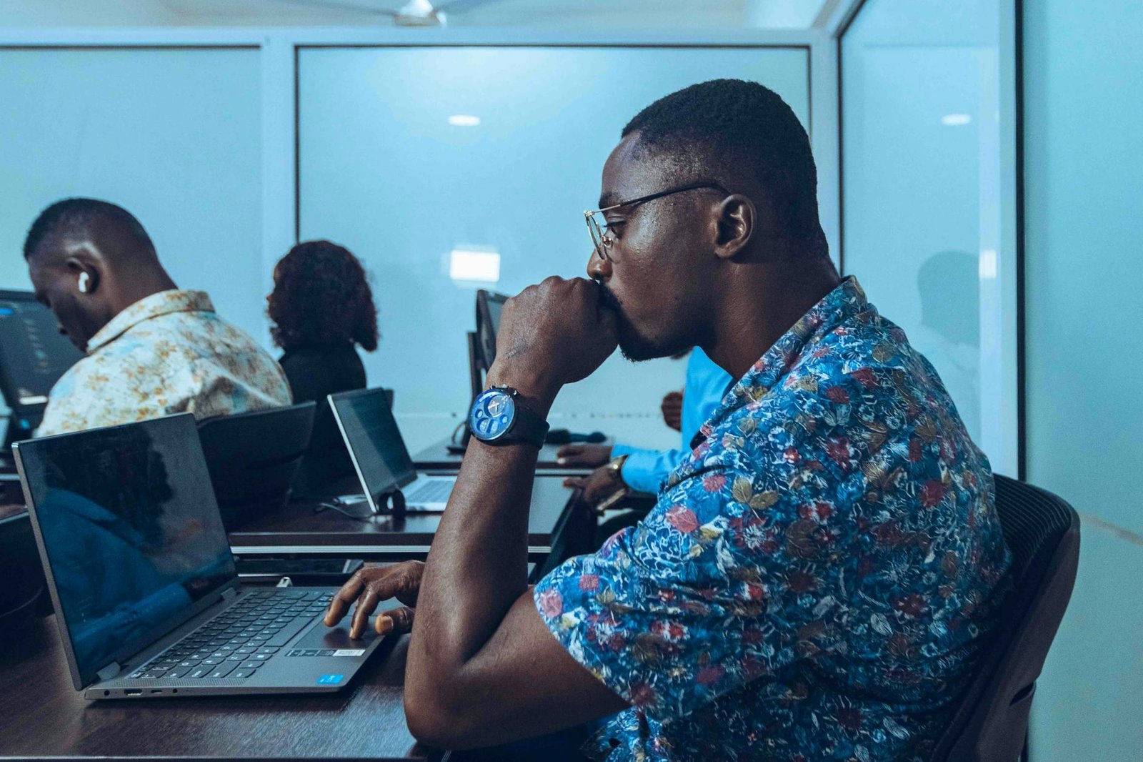 AI Guide: Simple Ways Small Businesses Can Leverage Gemini