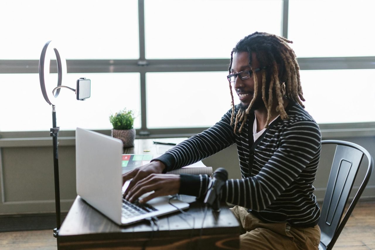 X's History Tab: How to Find Your Bookmarks, Likes and Saved